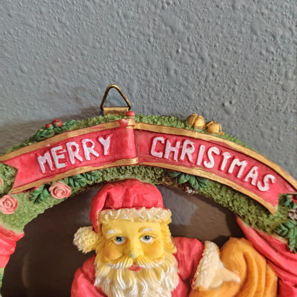 Santa Wreath Plaque Painted Vintage Wall Christmas Decor Holiday Toys Merry